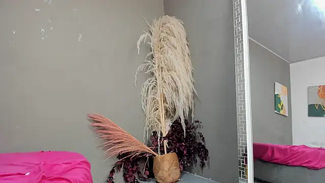 sienna_glow - Sienna_glow's free webcam - UK Sex Cams