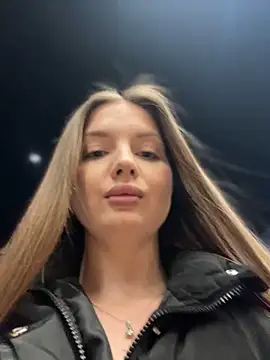 KrisMagnoly live sex cam