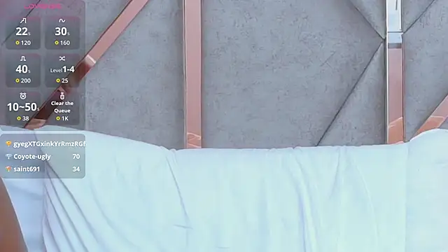 sally-noa (F young) - Slide hand through body🌹