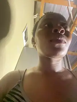 MiyaXo2 live cam profile