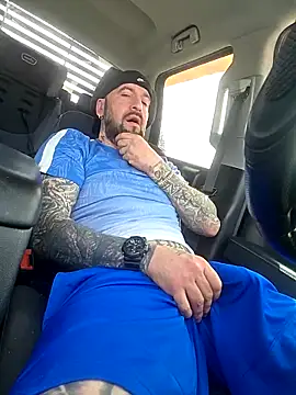 Beardedtattood's live cam