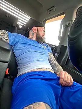 Beardedtattood live sex cam