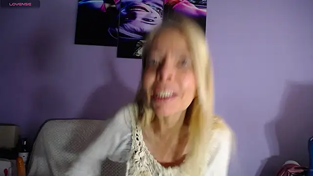 sophia_ny - Sophia_ny's free webcam