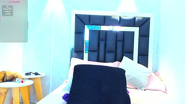 elian_7 (M twink) - finger in my ass x 5 min