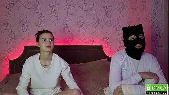 dyavoll666 (Ask my age) - A passionate kiss