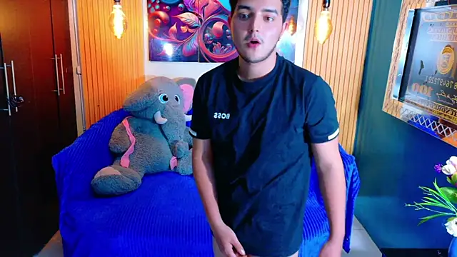 Oliver_Jamees webcam