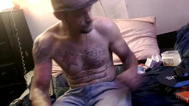 TheOneYouLove69 live sex cam