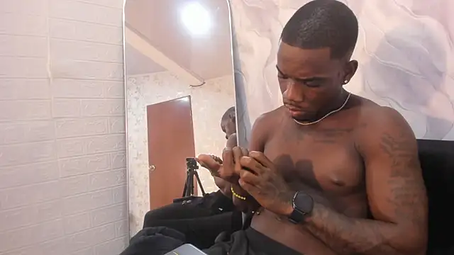 aron_clark live sex cam