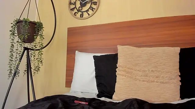 andymiller_ - Andymiller_'s free webcam - UK Sex Cams