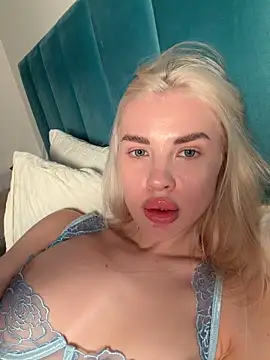 socandyeva from StripChat is Freechat