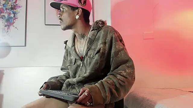 raven__crow - Raven__crow's free webcam - UK Sex Cams