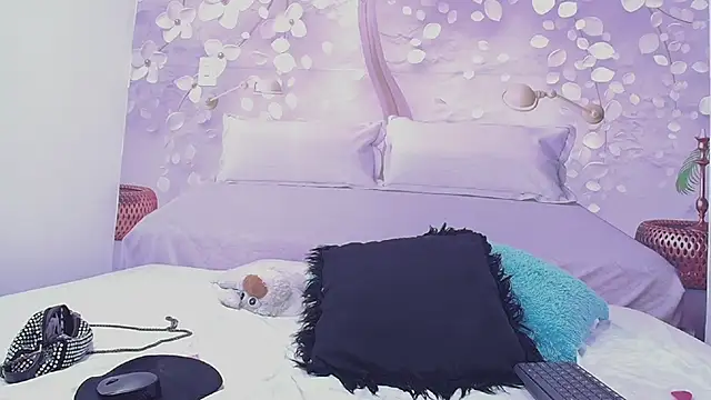 Luluu_08 live sex cam