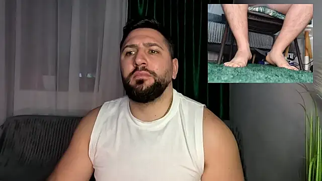 gold_alpha_boy (M young) - Who is the next King of the room?