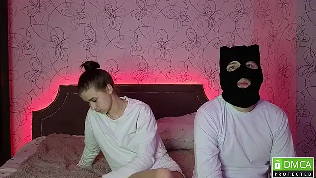 dyavoll666 (Ask my age) - A passionate kiss