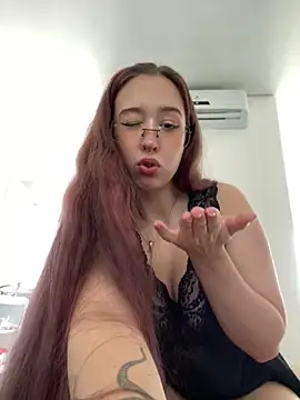 tsuki_chan_on (F young) - Ficar peladinha 🩷