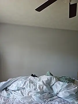 oliviaprettypussy (F young) - Reverse Cowgirl W/ Butt Plug