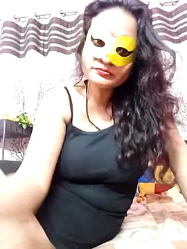 Webcam Model (Gullapi)  is live.Free join now!