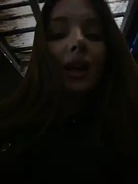 KrisMagnoly live sex cam