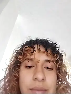 emmamelissa0521 (F young) - Get me full naked + play my body