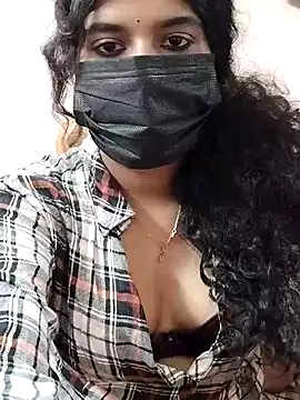 Webcam Model (Sunitha28)  is live.Free join now!