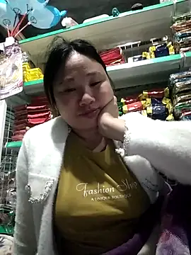 minssa502 - MINSSA502's free webcam - UK Sex Cams