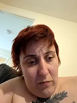 Webcam Model (Tiara_XOX)  is live.Free join now!