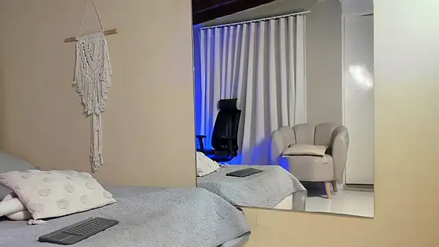 thiago_moretti (M young) - #beardy #bisexuals #black-hair #cam2cam #colombian #cum-play #doggy-style #erotic-dance #facial #flexing #foot-fetish #hairy-armpits #handjob #hd #humiliation #interactive-toys #jocks #latin #leather #lovense #massage #middle-priced-privates #muscular #oil-show #orgasm #outdoor #recordable-publics #small-audience #spanish-speaking #spanking #striptease #student #young