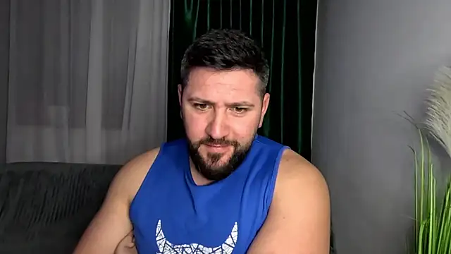 gold_alpha_boy - Gold_Alpha_Boy's free webcam - UK Sex Cams