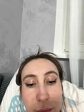 viviandaimond1 (F young) - Show Tits