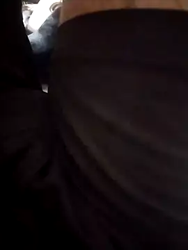 looklikeaboss (M young) - Handjob