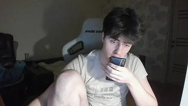 knuckles17 (M young) - Cum)