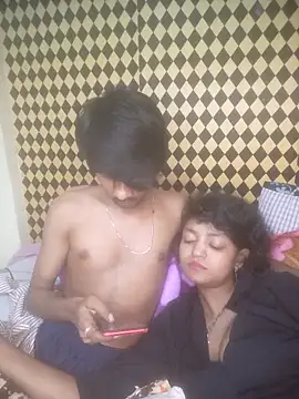 freakingromance - Freakingromance's free webcam - UK Sex Cams