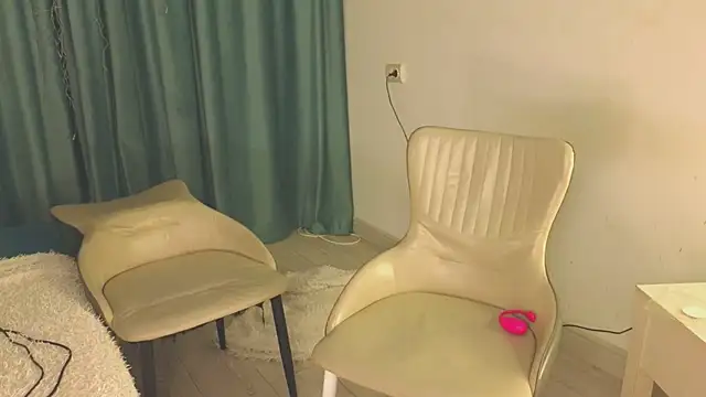 audreymell (F young) - double squirt