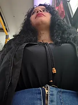 free adult cam Yaya Watson