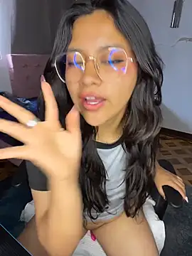 lilithrose_ - LilithRose_'s free webcam - UK Sex Cams