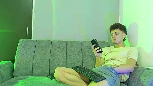 two_sexboys - Two_sexboys's free webcam - UK Sex Cams