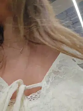 Karen_San_Miguel live cam profile