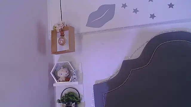 pocahontamoon (F teen) - ✨DOGGY WIHTOUT PANTIES 🌺