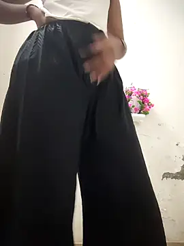 Webcam Model (Isha_kumari_69)  is live.Free join now!