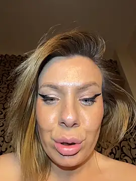 KrisKkiki live sex cam