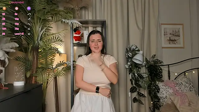 thelmajusto (F teen) - play with panties closer