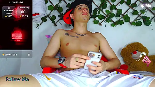 Themasterhades_777 webcam