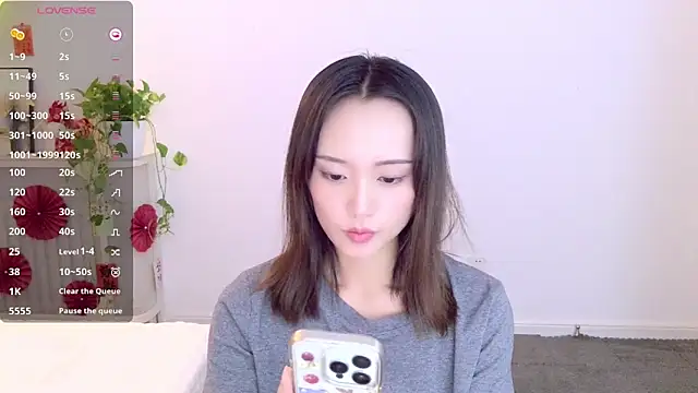 Nitamade79 live sex cam