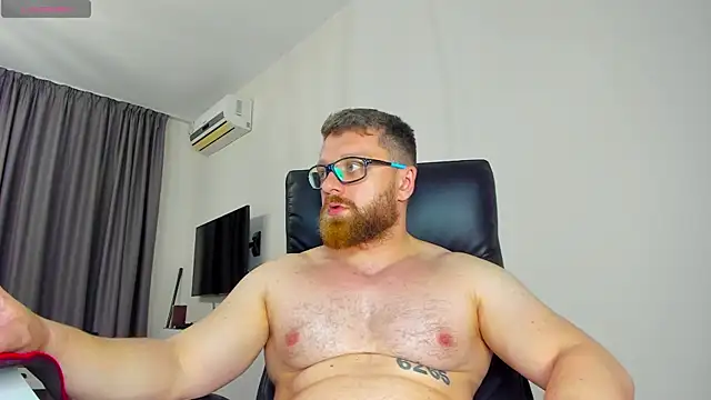 findom_guy (M young) - hard cock