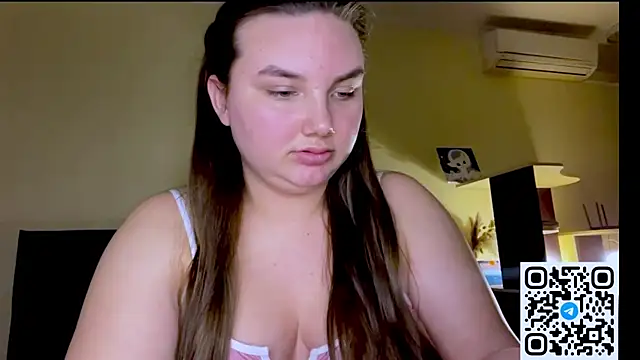 Dreamyblushfairy live sex cam