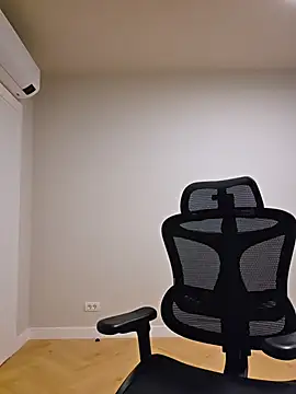 MiaRides19 live sex cam