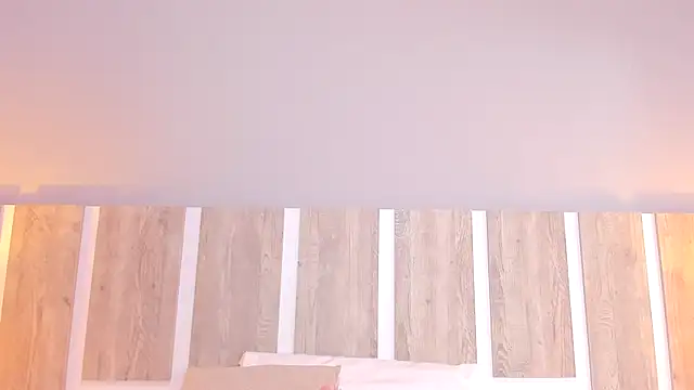 emilysearss - EmilySearss's free webcam - UK Sex Cams