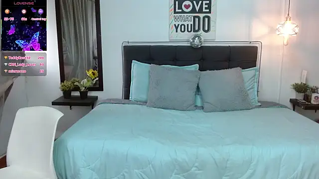 keyla01_ - Keyla01_'s free webcam - UK Sex Cams