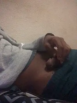 fuckbuddy0228 (M young) - Help me start