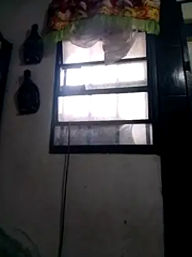 Webcam Model (tugordita-hot)  is live.Free join now!